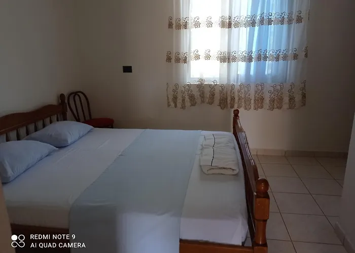 A & H Apartments Velipoje