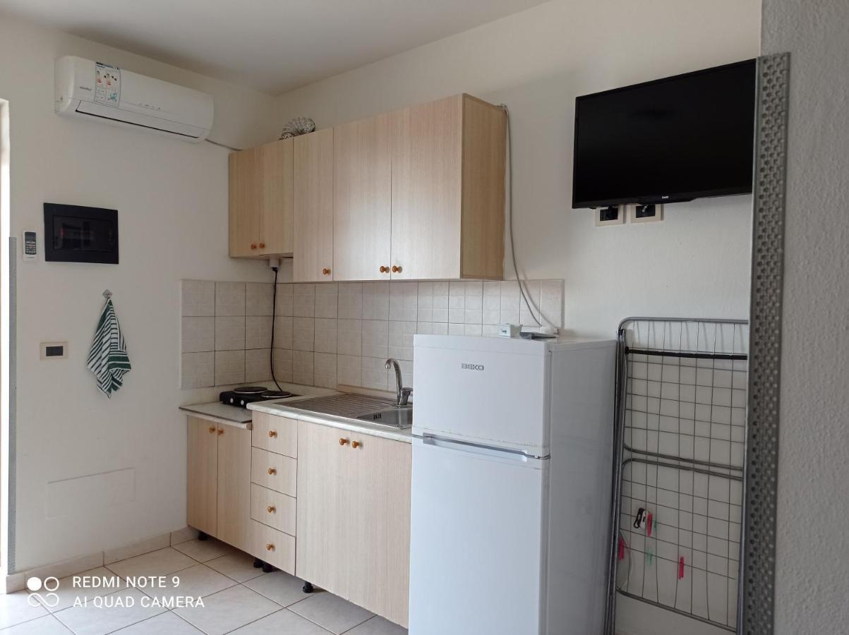 A & H Apartment *